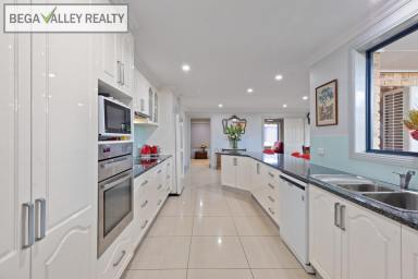 House For Sale - NSW - Bermagui - 2546 - "TARCOOLA" Spacious Coastal Living in Bermagui  (Image 2)