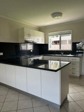 Unit For Lease - QLD - North Mackay - 4740 - TWO BEDROOM UNIT FOR LEASE  (Image 2)