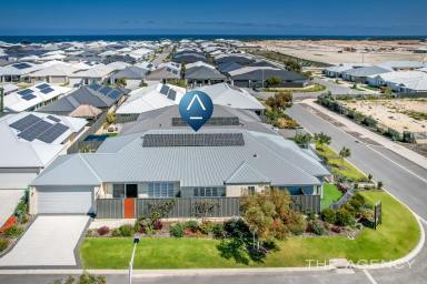 House For Sale - WA - Jindalee - 6036 - Stunning Idyllic Parkside Paradise  (Image 2)