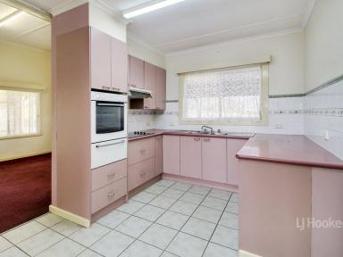 House For Lease - VIC - Lucknow - 3875 - COTTAGE STYLE 3 - BEDROOM HOME WITH ROOM TO MOVE.  (Image 2)