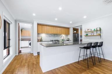 House For Sale - VIC - Huntly - 3551 - The Complete Family & Lifestyle Package!  (Image 2)