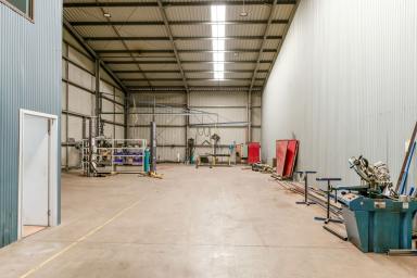 Industrial/Warehouse For Lease - QLD - Harristown - 4350 - 349m2 Industrial Shed in Medium Impact Zone  (Image 2)