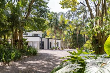 House For Sale - QLD - Eerwah Vale - 4562 - Modern Acreage with Dual Living  (Image 2)