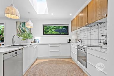 House For Sale - VIC - Balnarring - 3926 - Stylishly Reimagined Home with High-End Studio  (Image 2)