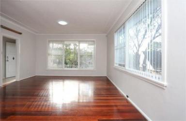 House Leased - NSW - Carlingford - 2118 - 4-bed house at super convenient location  (Image 2)