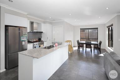 House For Sale - VIC - Ballan - 3342 - Life In Full Bloom On Jasmine  (Image 2)
