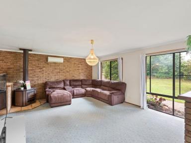 House For Sale - NSW - Kalaru - 2550 - OVER HALF AN ACRE, IN A GREAT LOCATION!  (Image 2)