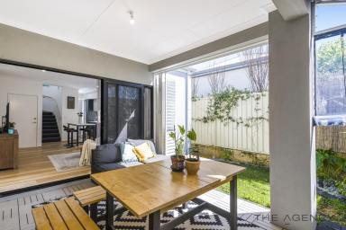 House For Sale - WA - Mosman Park - 6012 - Quality Two Storey  (Image 2)