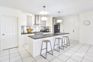 House For Sale - VIC - Mildura - 3500 - Low Maintenance Living in a Prime Location  (Image 2)