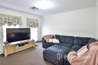 House For Sale - VIC - Mildura - 3500 - Low Maintenance Living in a Prime Location  (Image 2)