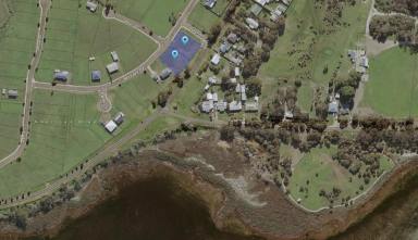 Residential Block For Sale - SA - American River - 5221 - 2 build ready blocks (1200 m2 approx.), flat land, water and power connections in place. 2 min walk to the boat ramp and Pelican Lagoon.  (Image 2)