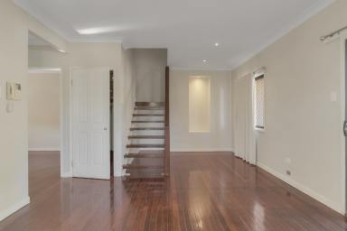 Unit For Lease - QLD - Toowoomba City - 4350 - Inner City Townhouse - Excellent Location  (Image 2)