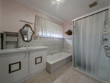 House For Sale - VIC - Boort - 3537 - Spacious & Versatile 2-Story Home in Peaceful Boort Setting  (Image 2)