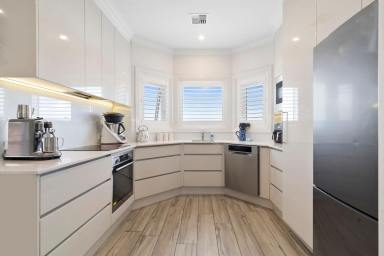 House For Sale - NSW - Goulburn - 2580 - Modern and Convenient Living in Central Goulburn  (Image 2)