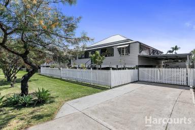 House For Sale - QLD - Maryborough - 4650 - The Queenslander You've Been Dreaming Of - With a Poolside Twist!  (Image 2)