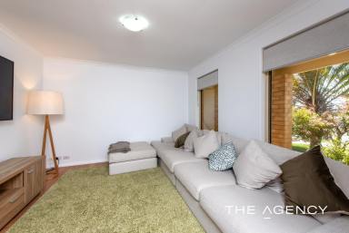 House For Sale - WA - Kinross - 6028 - Perched For Lifestyle Perfection!  (Image 2)