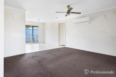 House For Sale - NSW - Oxley Vale - 2340 - 6 Bedroom 3 Bathroom House  (Image 2)