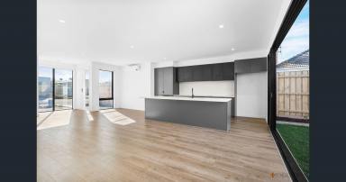 House For Lease - VIC - Edithvale - 3196 - BOUTIQUE BUILD - BEACH LOCATION  (Image 2)