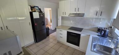 House For Sale - QLD - Trebonne - 4850 - COMPACT LOWSET BLOCK HOME WITH SHED OUT OF KNOWN FLOOD!  (Image 2)