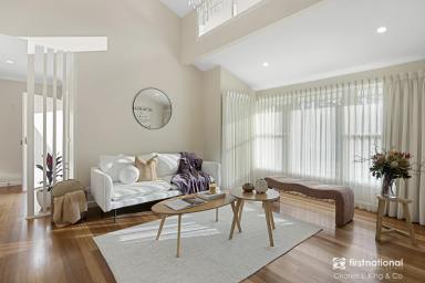 House Auction - VIC - Echuca - 3564 - Exquisite Central Echuca Residence in Prime Court Location  (Image 2)