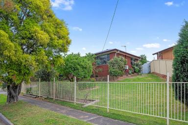 House For Sale - NSW - Raymond Terrace - 2324 - PERFECT FIRST HOME!  (Image 2)