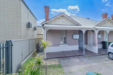 House For Sale - WA - Midland - 6056 - Charming Character Home in Midland  (Image 2)