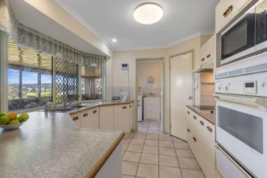 House For Sale - QLD - Southside - 4570 - PERFECT STARTER HOME  (Image 2)