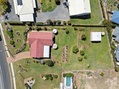 House For Sale - QLD - Southside - 4570 - PERFECT STARTER HOME  (Image 2)