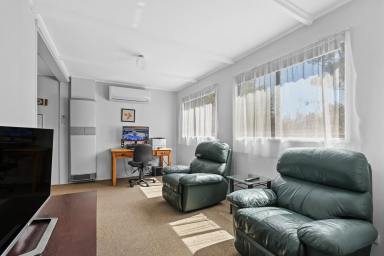 House For Sale - VIC - Trafalgar - 3824 - SO MUCH OPPORTUNITY - 1,605m2 Block  (Image 2)