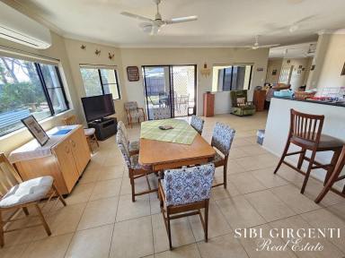 House For Sale - QLD - Mareeba - 4880 - NOT A HOUSE BUT A HOME  (Image 2)