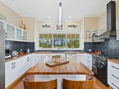 House For Sale - VIC - Goon Nure - 3875 - PANORAMIC LAKEFRONT LIFESTYLE ON 74 ACRES  (Image 2)