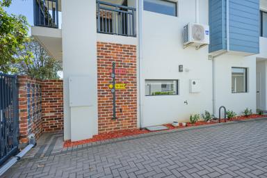 Townhouse For Sale - WA - Midland - 6056 - Ground floor apartment  (Image 2)
