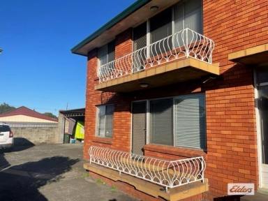 Unit For Lease - NSW - Wollongong - 2500 - Large 2 bedroom CBD apartment  (Image 2)