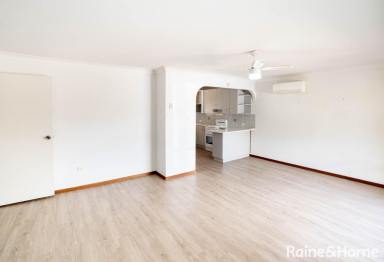 House For Lease - NSW - Wagga Wagga - 2650 - CHARMING TWO BEDROOM UNIT IN QUIET COMPLEX  (Image 2)