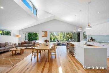 House For Sale - NSW - Vincentia - 2540 - Walk out to the Beach  (Image 2)