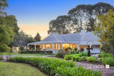 House For Sale - WA - Reinscourt - 6280 - Elegant Homestead  (Image 2)