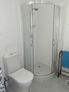 House For Sale - QLD - Ashmore - 4214 - ********COMMERCIAL POTENTIAL******** High-Growth Ashmore Location Home Business and Dual Living Potential (Image 2)