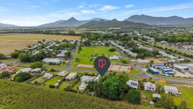 Duplex/Semi-detached For Sale - QLD - Edmonton - 4869 - FULL DUPLEX ON A QUARTER ACRE, NO BODY CORPORATE, HUGE POTENTIAL  (Image 2)
