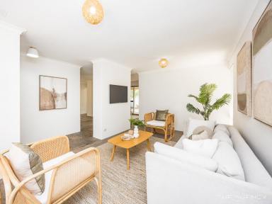 House For Sale - WA - Ballajura - 6066 - YOU LITTLE BEAUTY!  (Image 2)