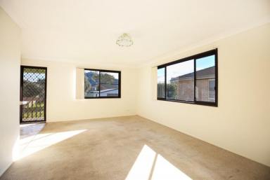 House For Lease - NSW - Shoalhaven Heads - 2535 - 3-Bedroom Home in Shoalhaven Heads  (Image 2)