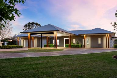 House For Sale - QLD - Darling Heights - 4350 - High-End Acreage Living, Minutes From Town  (Image 2)