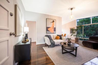 House For Sale - WA - Spearwood - 6163 - Sixties Style in a Parkside Pocket  (Image 2)