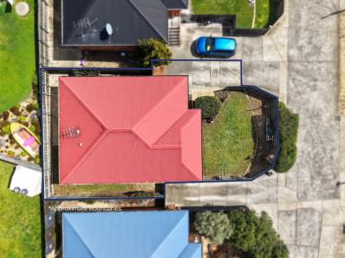 Unit For Sale - TAS - Brighton - 7030 - Quiet Location, Central Convenience (Image 2)