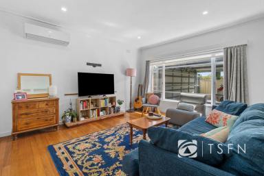 House For Sale - VIC - Kennington - 3550 - Modern Comfort in a Prime Kennington Location  (Image 2)