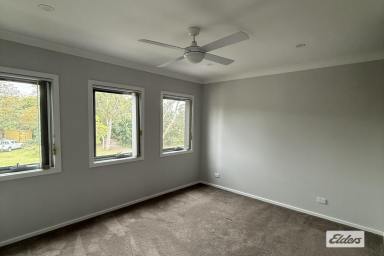 Townhouse For Lease - NSW - Albion Park Rail - 2527 - Spacious Townhouse in a Convenient Albion Park Location  (Image 2)