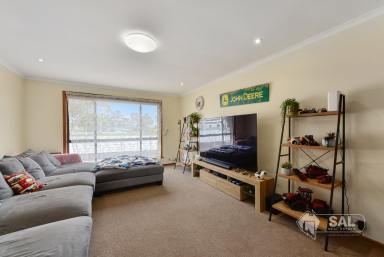 House For Sale - SA - Bordertown - 5268 - Spacious Family Home with Strong Rental Return  (Image 2)