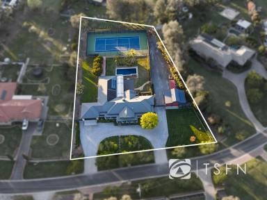House For Sale - VIC - Strathfieldsaye - 3551 - Refined Luxury and Resort-Style Living on Just Over an Acre  (Image 2)