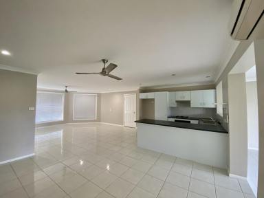 House For Lease - NSW - South Grafton - 2460 - GREAT LIVING SPACE AND A BIG BACKYARD  (Image 2)