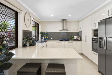 House For Sale - QLD - Nerang - 4211 - Prime Position – Big Block, Big Opportunity in a Family-Friendly Pocket  (Image 2)