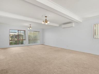 House For Sale - NSW - Old Bar - 2430 - COASTAL LIVING MADE EASY  (Image 2)